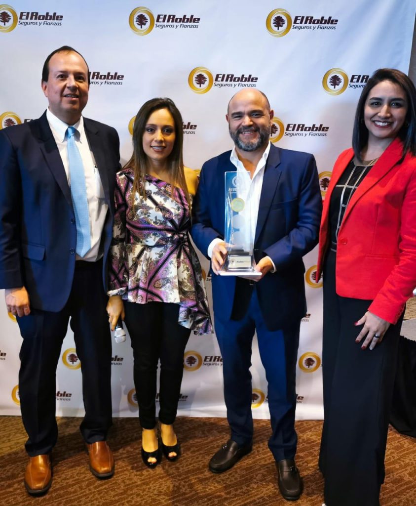 El Roble convención Las Vegas